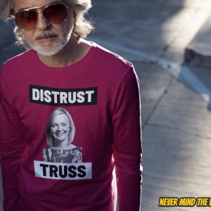 Red Political T-shirt - Distrust Liz Truss